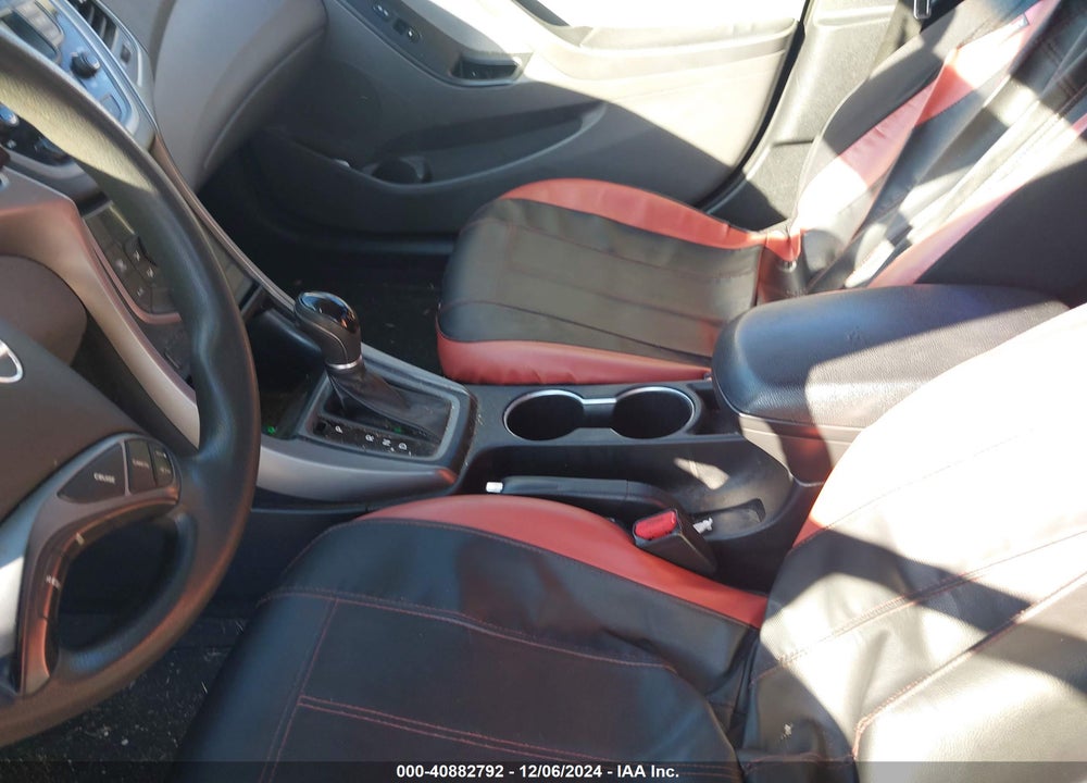 2016 HYUNDAI ELANTRA SE VIN: 5NPDH4AEXGH666694