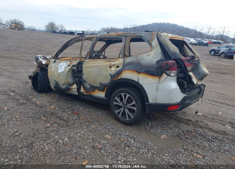 2019 SUBARU FORESTER LIMITED VIN: JF2SKAUC3KH585322