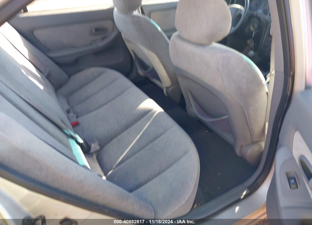 2005 HYUNDAI ELANTRA GLS/GT VIN: KMHDN46D85U989388