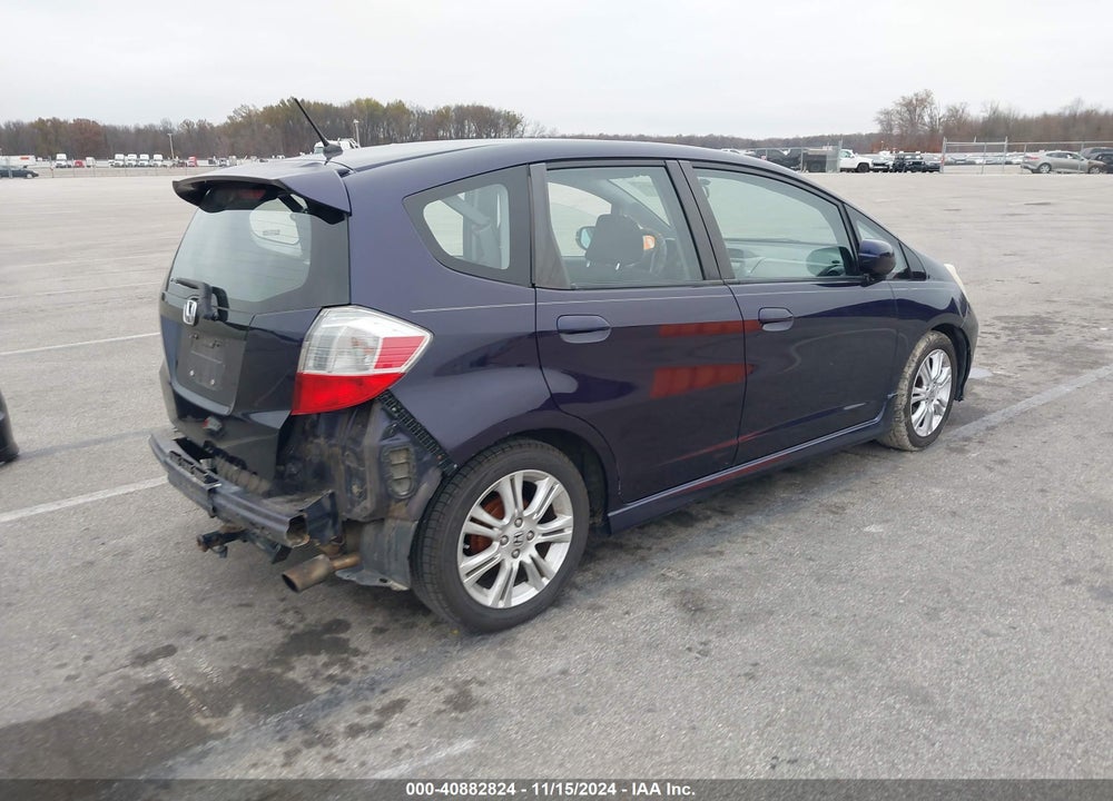2009 HONDA FIT SPORT VIN: JHMGE88439S046380