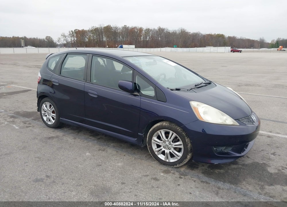2009 HONDA FIT SPORT VIN: JHMGE88439S046380
