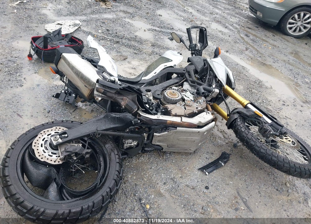 2016 HONDA CRF1000 VIN: JH2SD0411GK000062