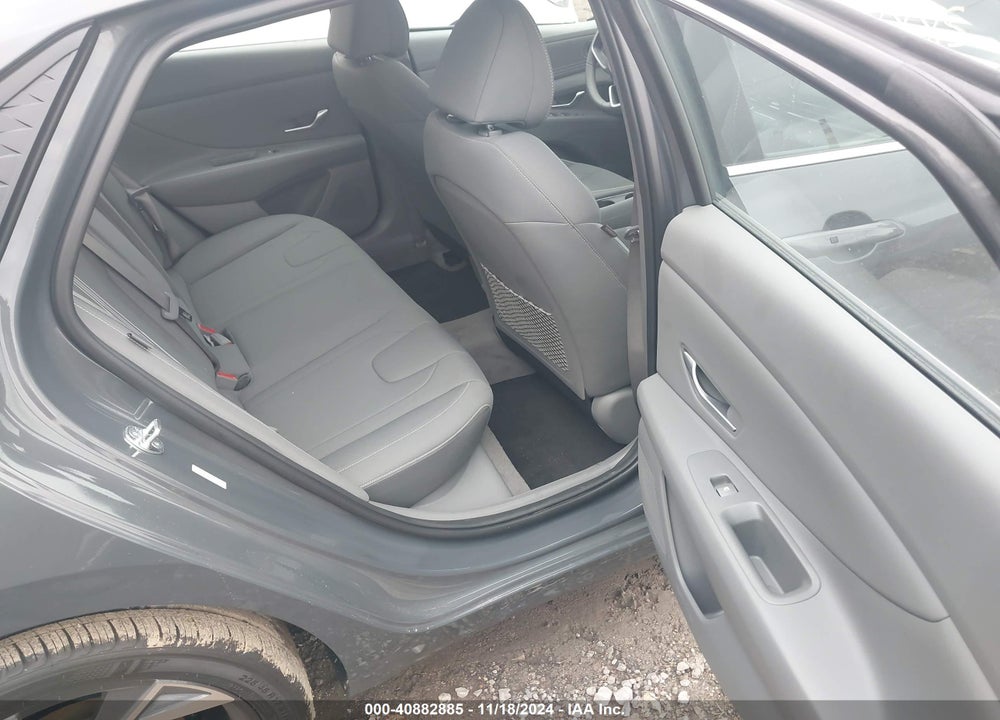 2024 HYUNDAI ELANTRA VIN: KMHLS4DG9RU843251