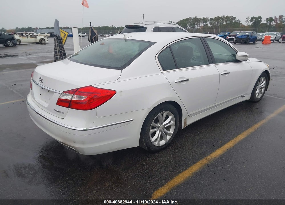 2013 HYUNDAI GENESIS 3.8 VIN: KMHGC4DD1DU247399