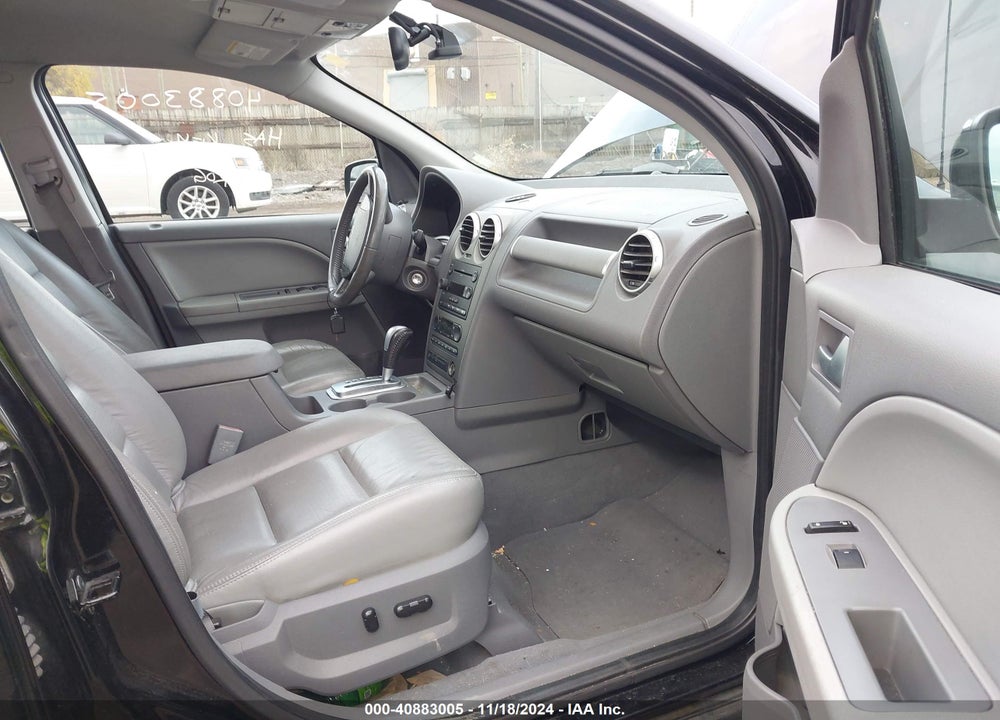 2005 FORD FREESTYLE VIN: 1FMZK05175GA45689
