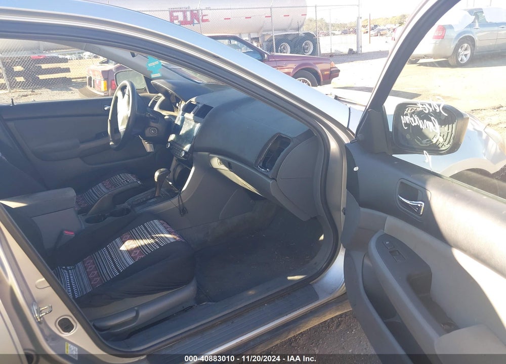 2007 HONDA ACCORD 2.4 VP VIN: 1HGCM56167A145533