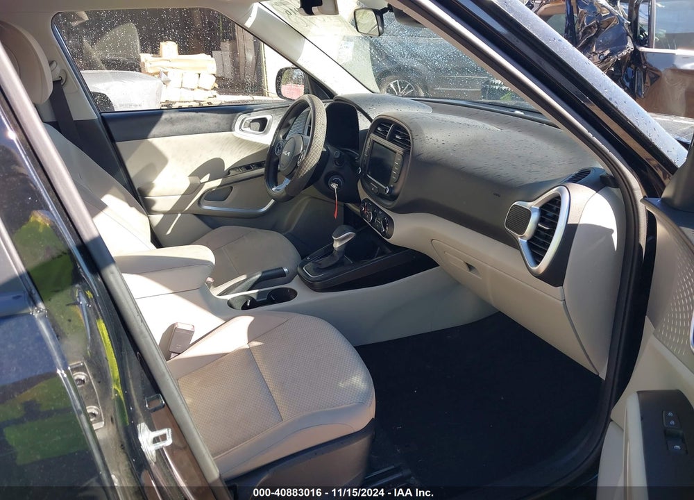 2022 KIA SOUL LX VIN: KNDJ23AU2N7159098