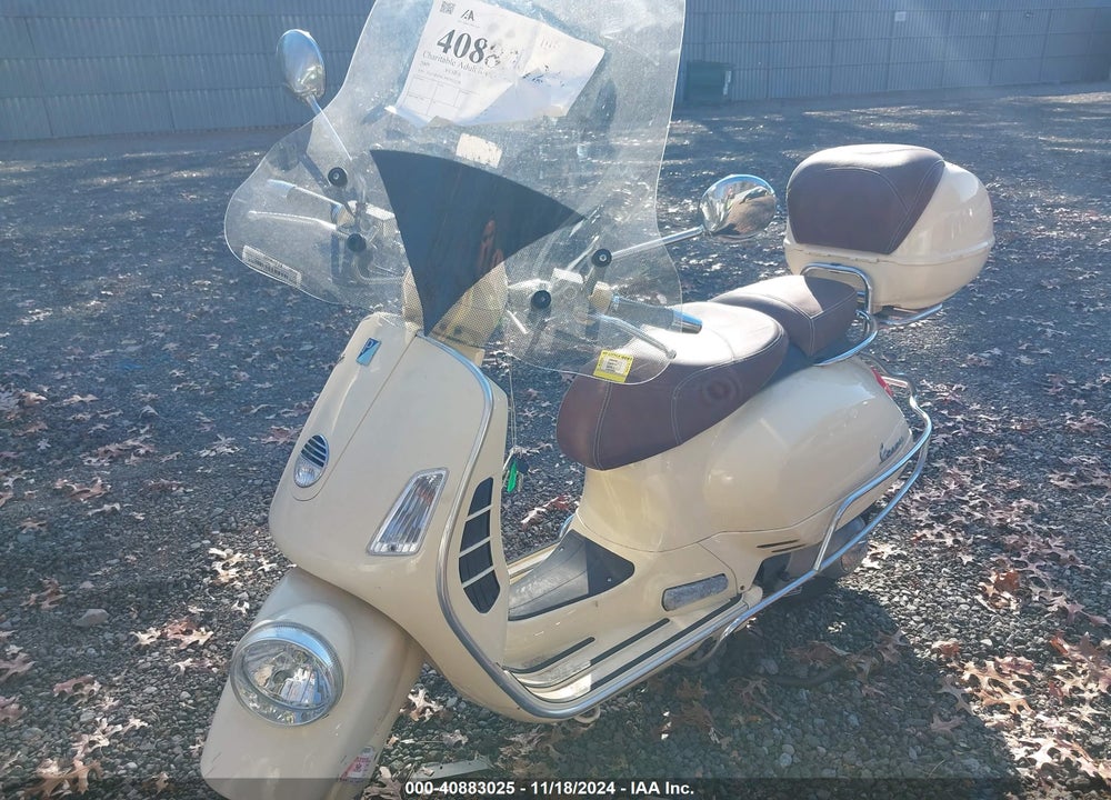2009 VESPA GTS 250 VIN: ZAPM459L995502228