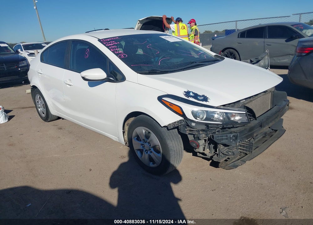 2017 KIA FORTE LX VIN: 3KPFK4A75HE142631