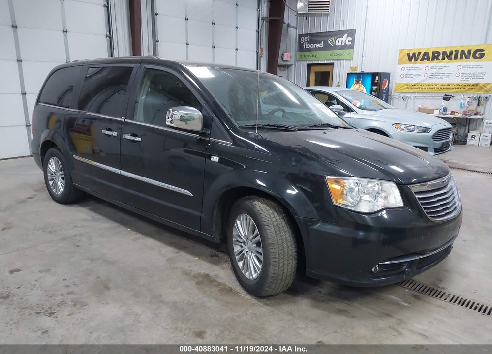 2014 CHRYSLER TOWN & COUNTRY TOURING-L 30TH ANNIVERSARY VIN: 2C4RC1CGXER249710