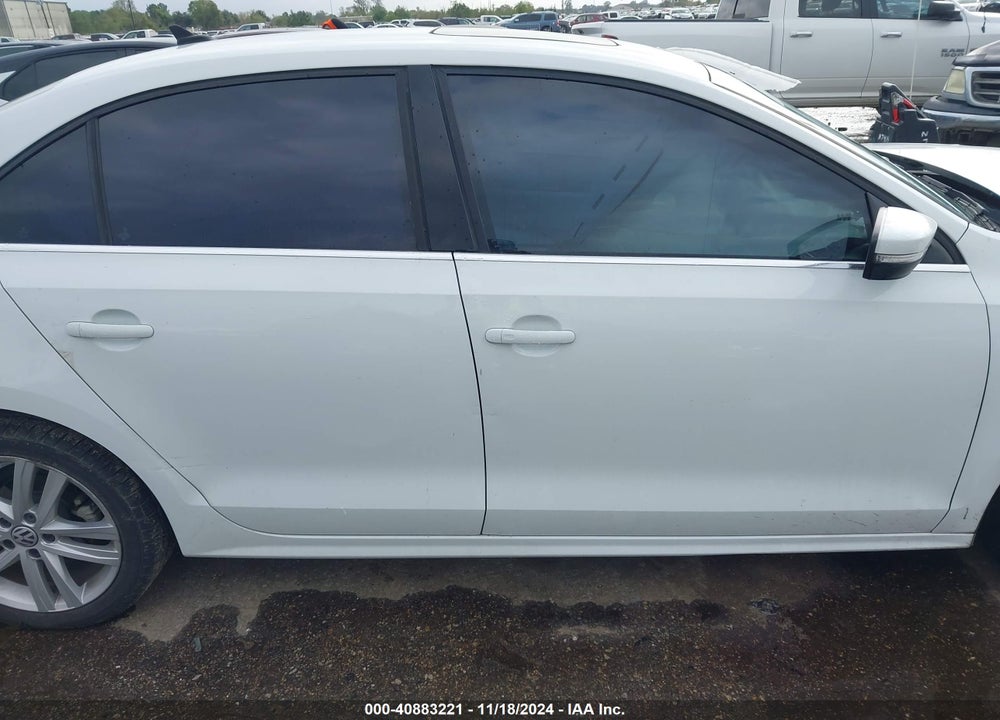 2015 VOLKSWAGEN JETTA 1.8T SEL VIN: 3VWL07AJ2FM357809