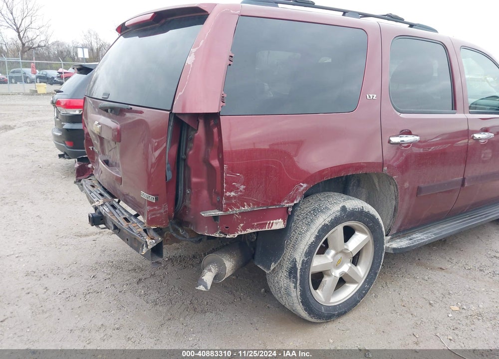 2008 CHEVROLET TAHOE LTZ VIN: 1GNFK13088J253215