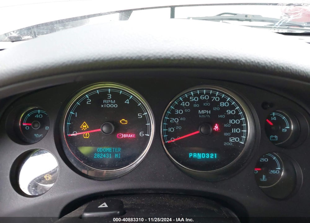2008 CHEVROLET TAHOE LTZ VIN: 1GNFK13088J253215
