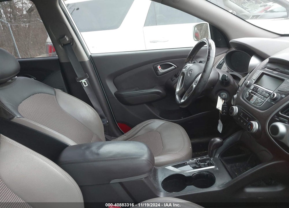 2012 HYUNDAI TUCSON GLS VIN: KM8JU3AC6CU404321