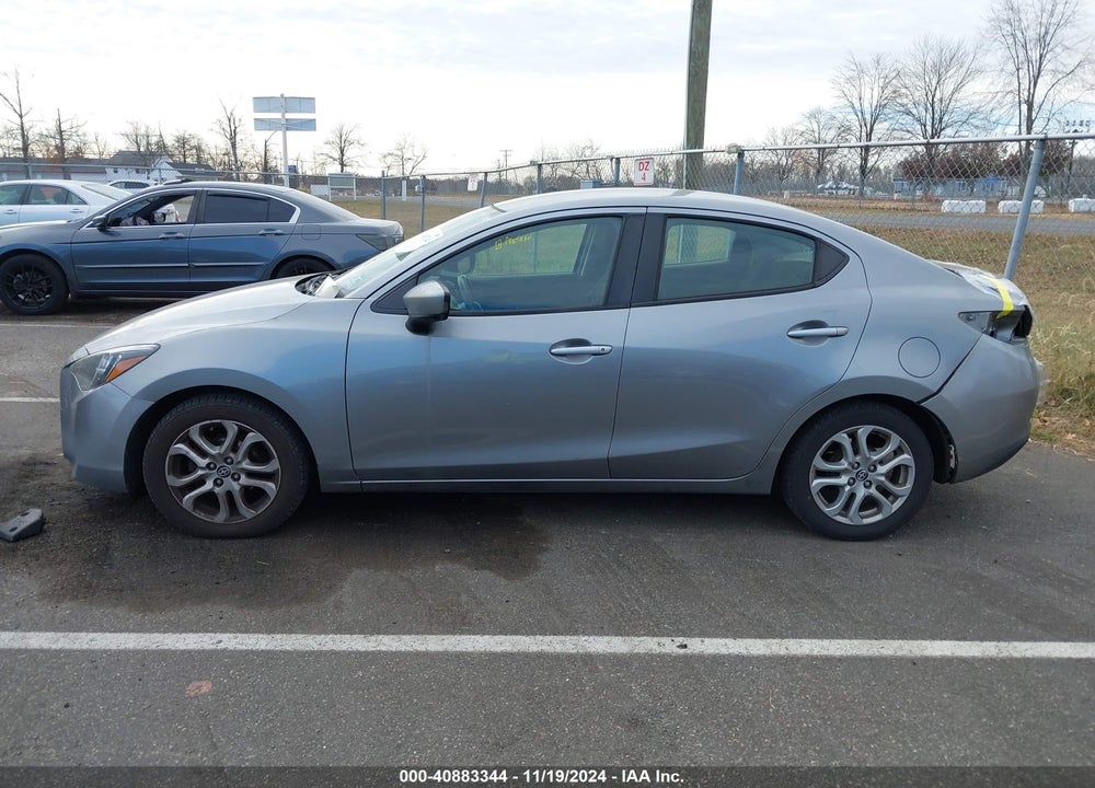 2016 SCION IA VIN: 3MYDLBZV5GY123653
