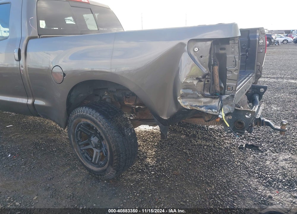 2013 TOYOTA TUNDRA GRADE 5.7L V8 VIN: 5TFUY5F19DX270901