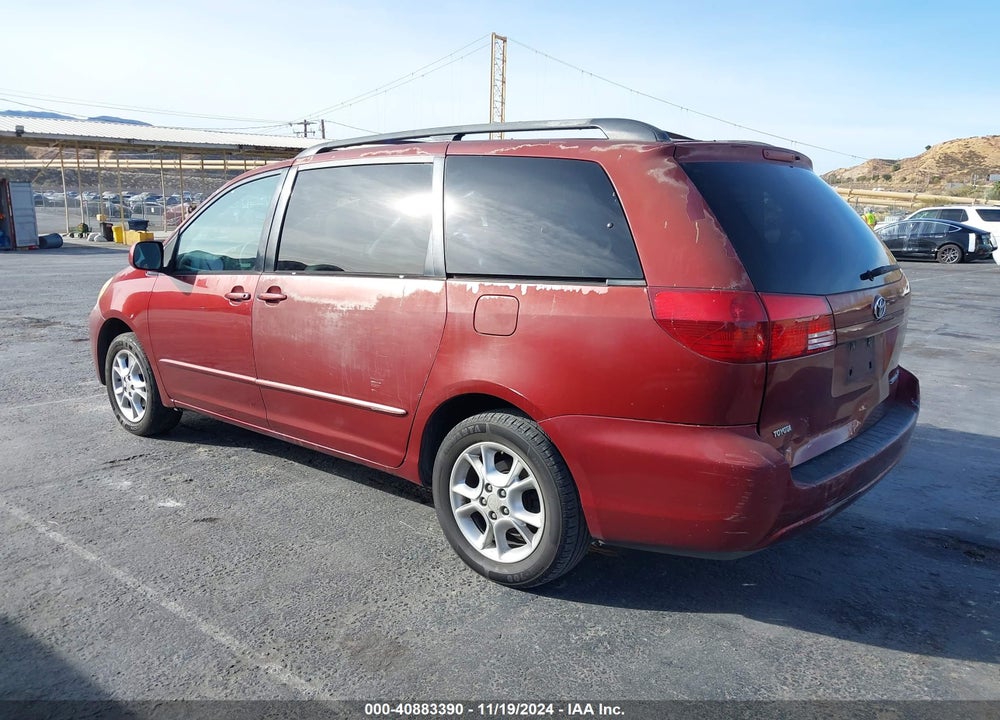 2005 TOYOTA SIENNA XLE VIN: 5TDZA22C05S251225