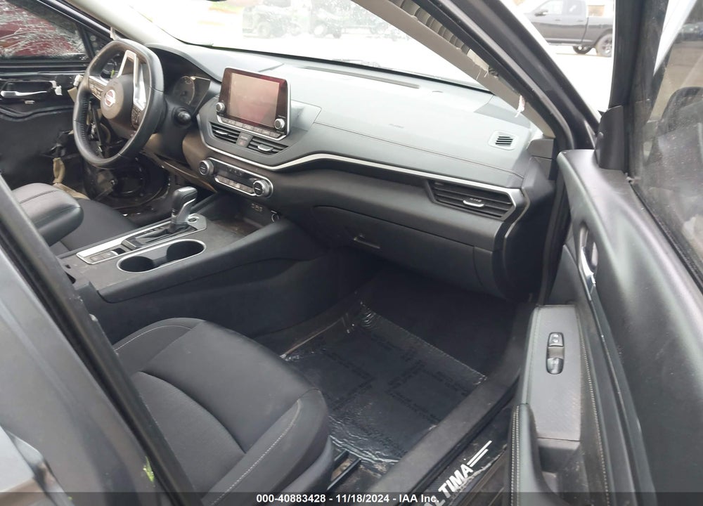 2019 NISSAN ALTIMA VIN: 1N4BL4DV4KC135888
