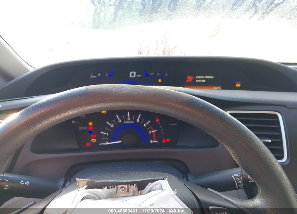 2014 HONDA CIVIC LX VIN: 19XFB2F51EE203383