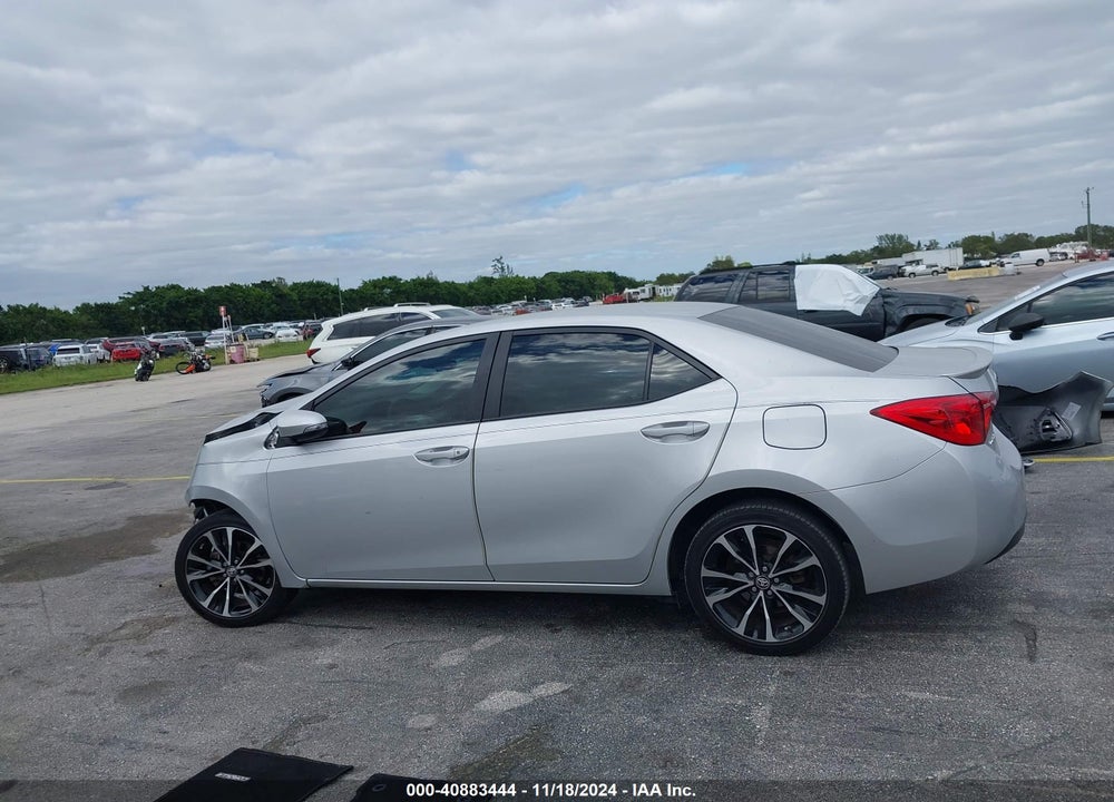 2018 TOYOTA COROLLA SE VIN: 5YFBURHE1JP785993