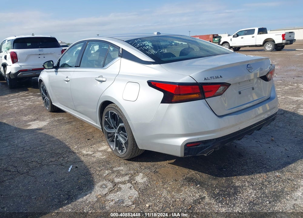 2024 NISSAN ALTIMA SR FWD VIN: 1N4BL4CVXRN429408
