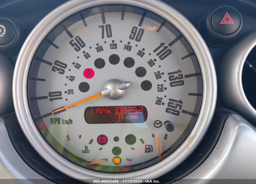 2006 MINI COOPER VIN: WMWRC33546TJ73578