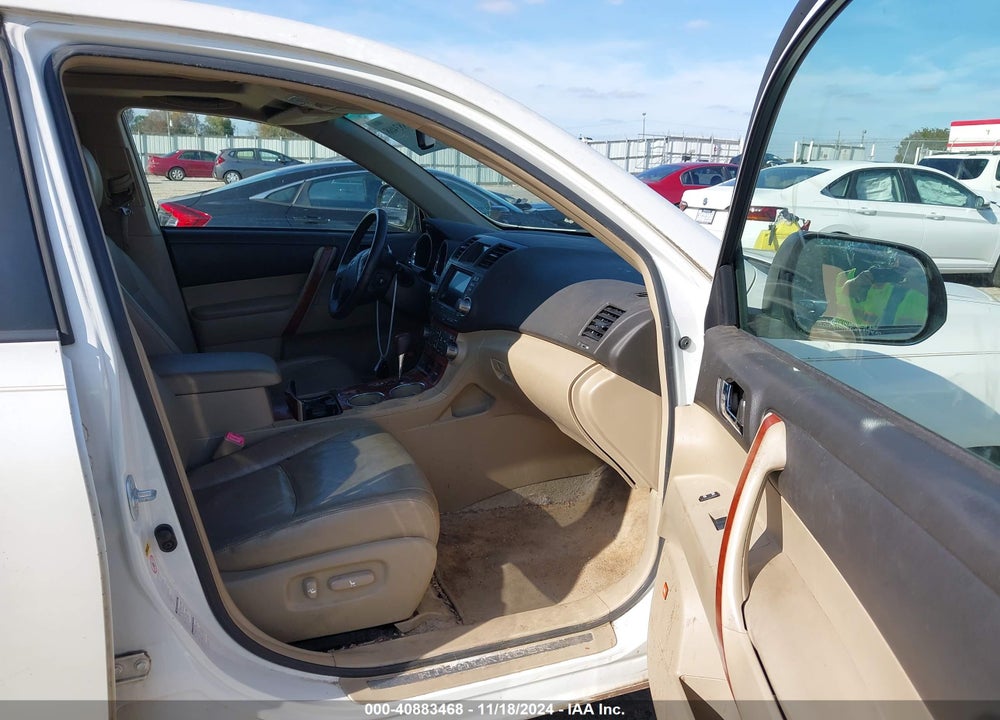 2010 TOYOTA HIGHLANDER LIMITED VIN: JTEDK3EHXA2152753