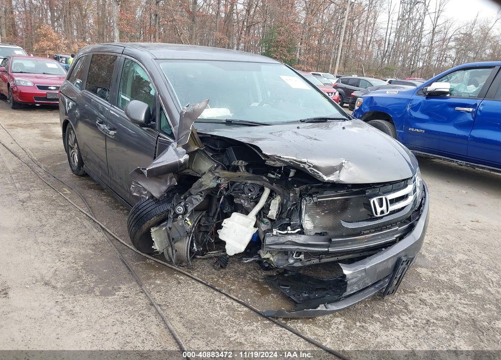 2016 HONDA ODYSSEY SE VIN: 5FNRL5H32GB030266