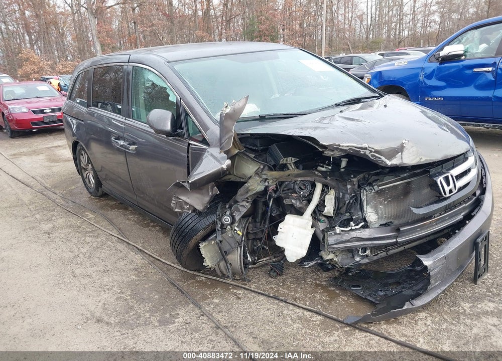 2016 HONDA ODYSSEY SE VIN: 5FNRL5H32GB030266