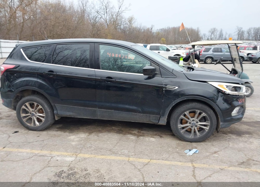 2017 FORD ESCAPE SE VIN: 1FMCU9G95HUC87054