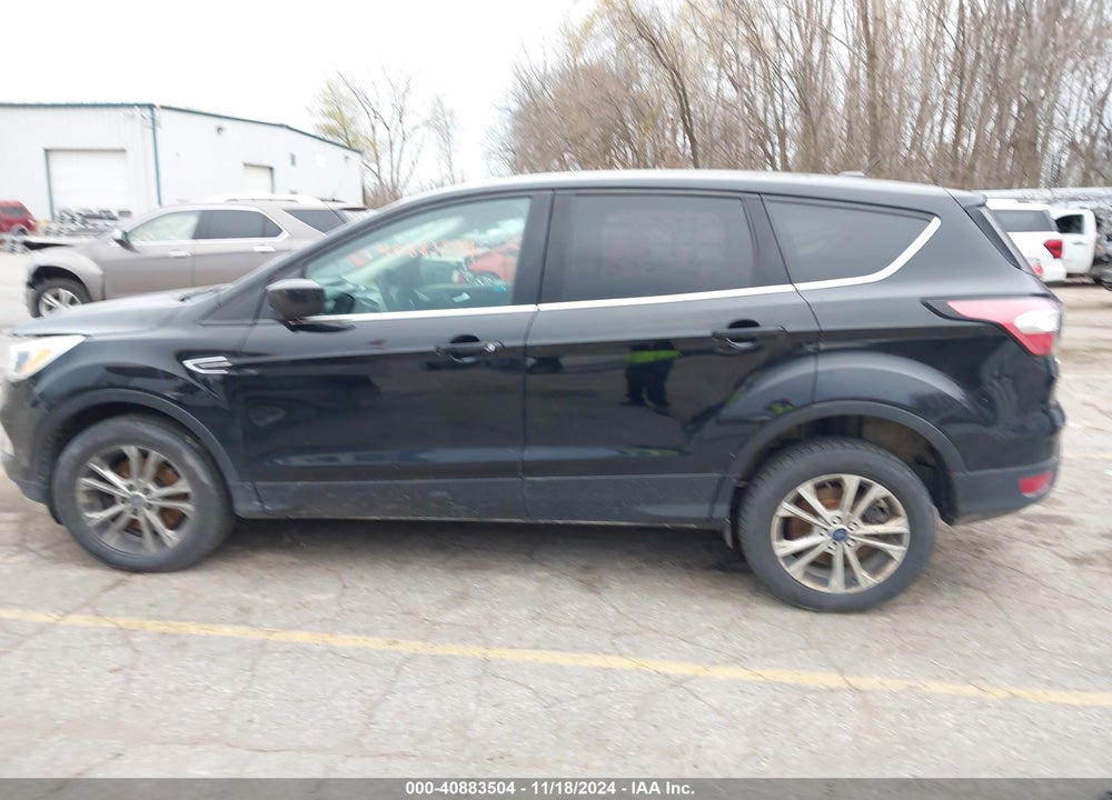 2017 FORD ESCAPE SE VIN: 1FMCU9G95HUC87054