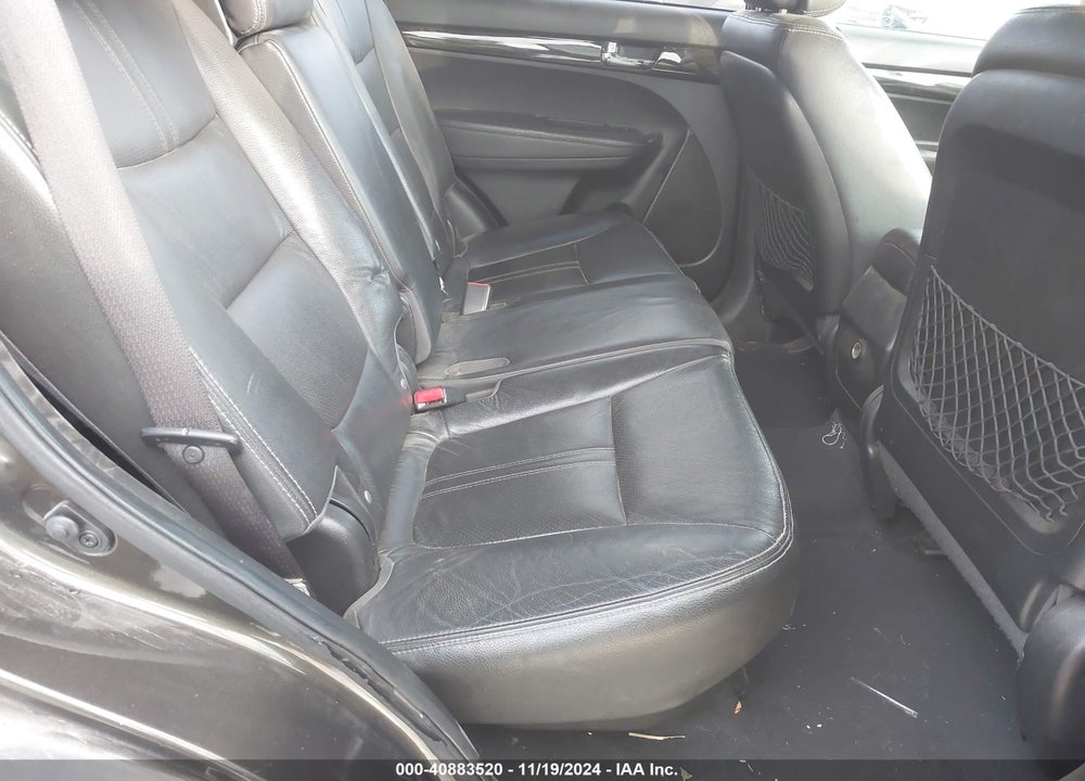 2011 KIA SORENTO EX VIN: 5XYKU4A18BG130536