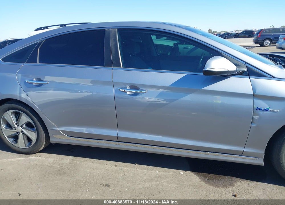 2016 HYUNDAI SONATA HYBRID LIMITED VIN: KMHE34L16GA010508