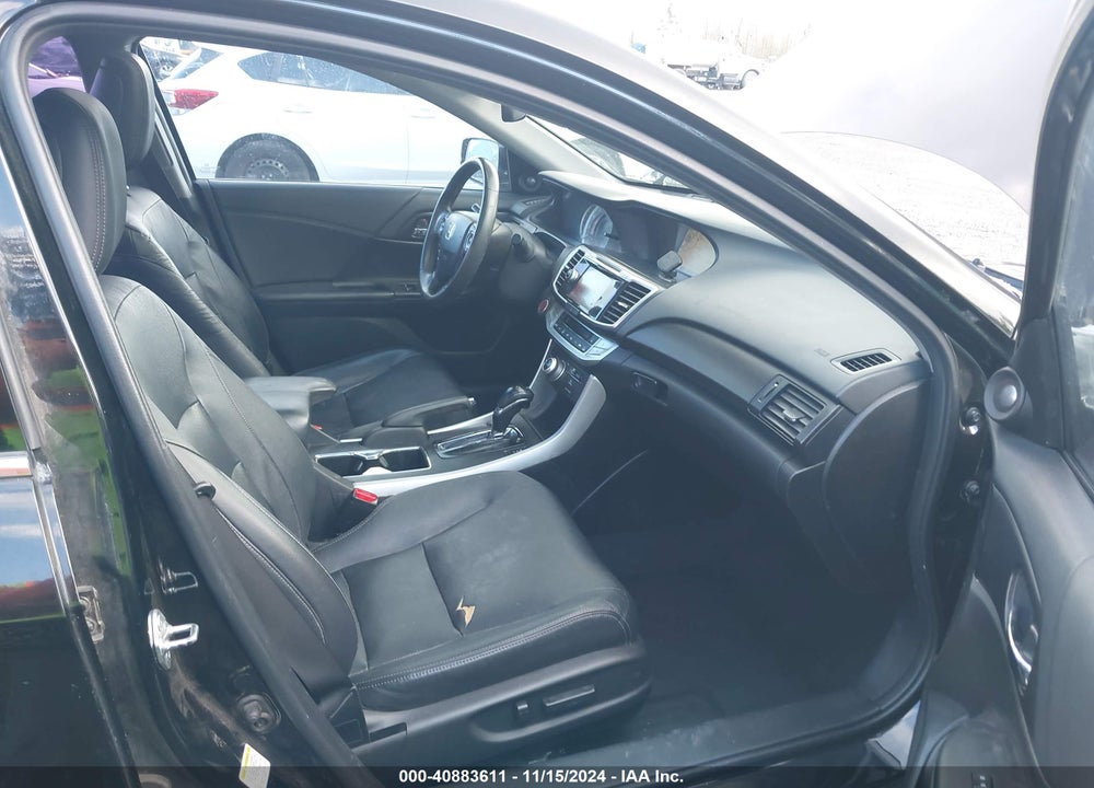 2015 HONDA ACCORD EX-L V-6 VIN: 1HGCR3F89FA035402