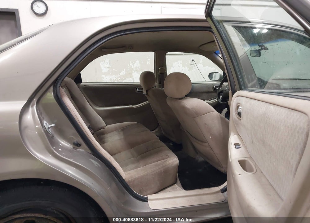 2002 MAZDA 626 LX VIN: 1YVGF22C525298724
