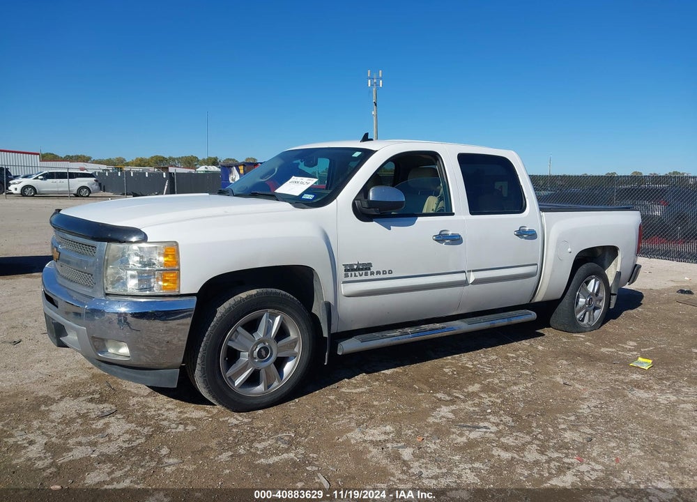 2013 CHEVROLET SILVERADO 1500 LT VIN: 3GCPCSE00DG372126