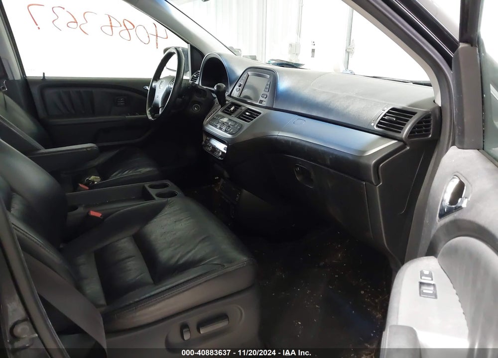 2008 HONDA ODYSSEY TOURING VIN: 5FNRL389X8B021566