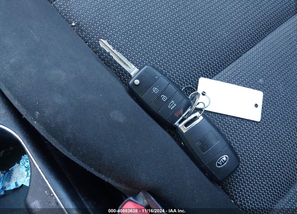 2018 KIA FORTE LX VIN: 3KPFK4A75JE167504