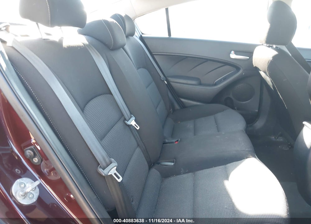 2018 KIA FORTE LX VIN: 3KPFK4A75JE167504