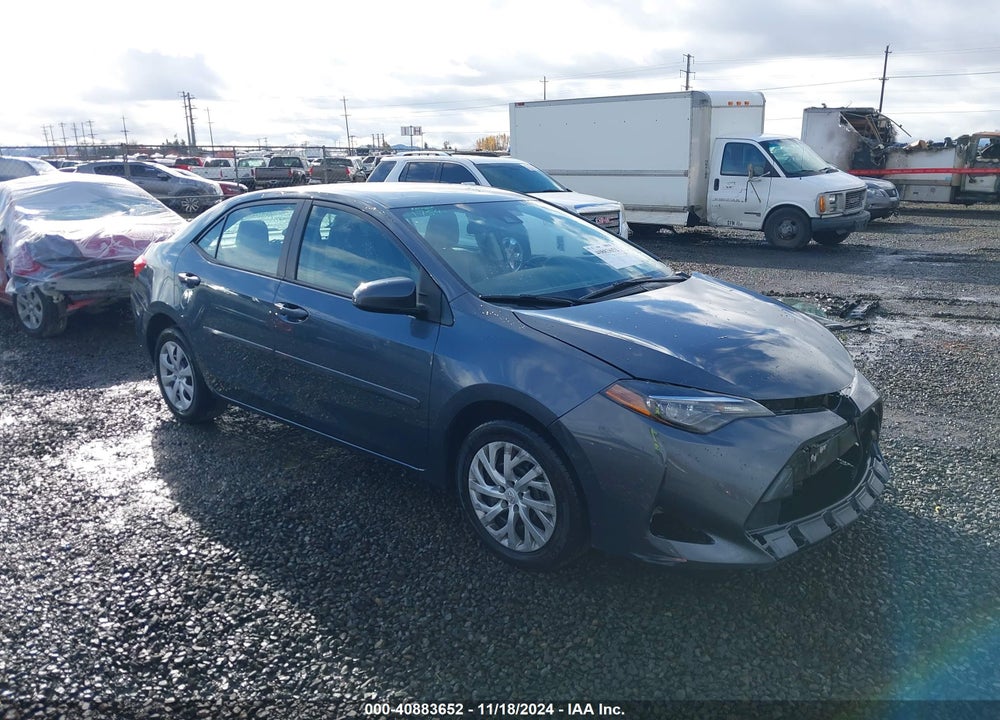 2018 TOYOTA COROLLA LE VIN: 2T1BURHE8JC033904