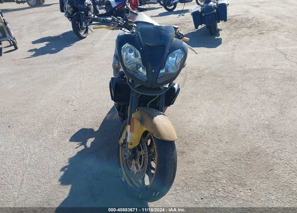 2010 APRILIA TUONO 1000 VIN: ZD4RRTT16AS001151