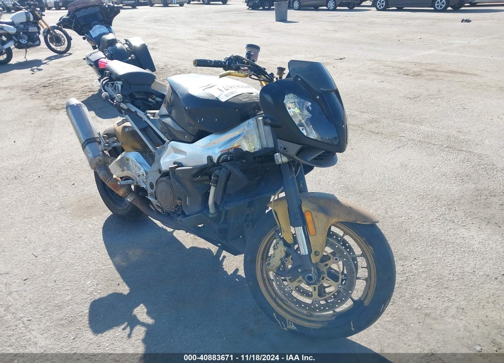 2010 APRILIA TUONO 1000 VIN: ZD4RRTT16AS001151
