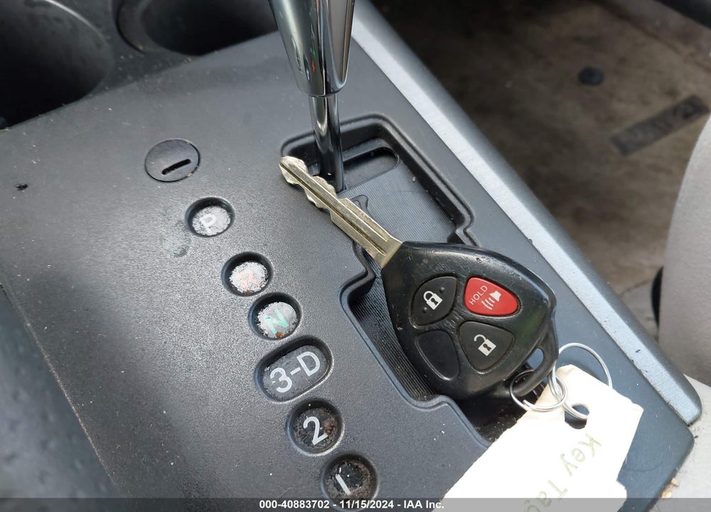 2011 TOYOTA RAV4 VIN: JTMBF4DV7BD042553