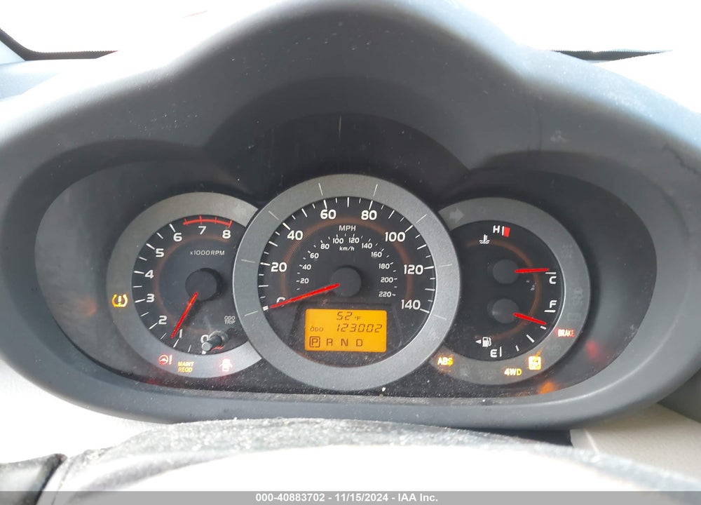 2011 TOYOTA RAV4 VIN: JTMBF4DV7BD042553