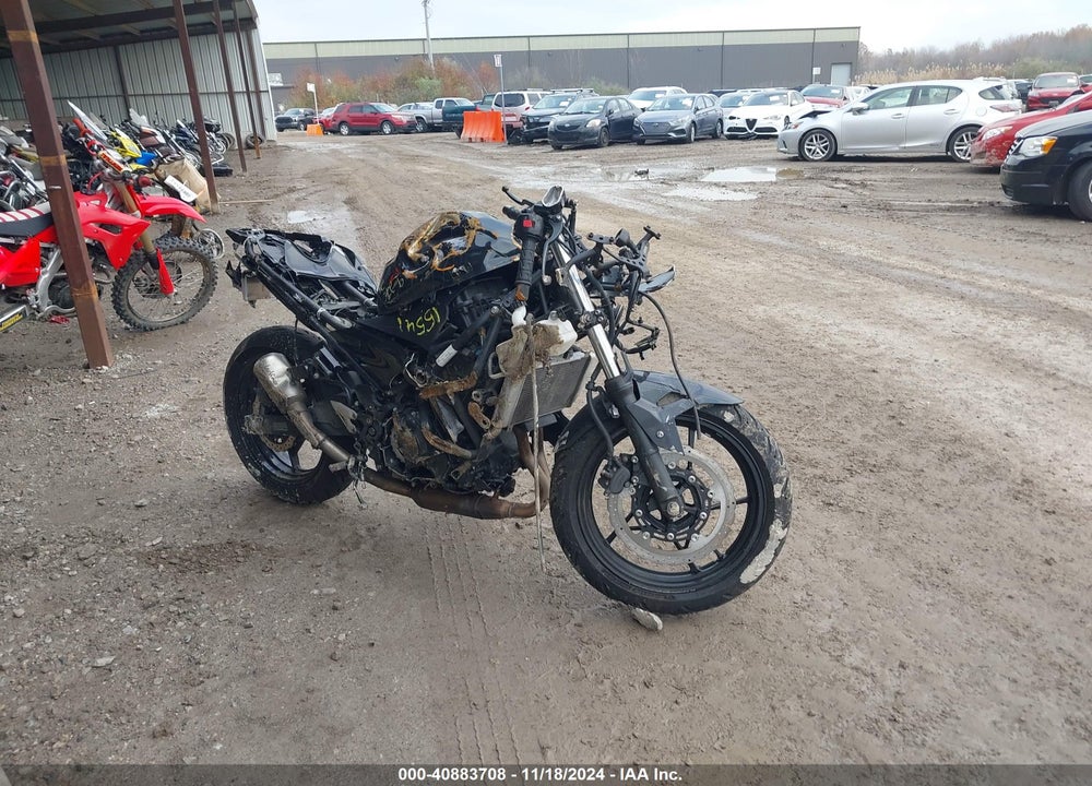 2018 KAWASAKI EX400 VIN: JKAEXKH11JDA11994