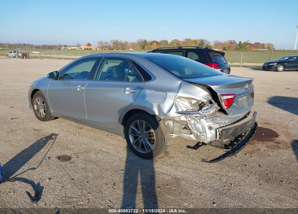 2015 TOYOTA CAMRY SE VIN: 4T1BF1FK1FU032491