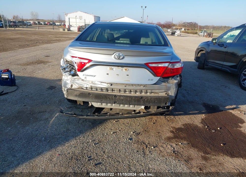 2015 TOYOTA CAMRY SE VIN: 4T1BF1FK1FU032491