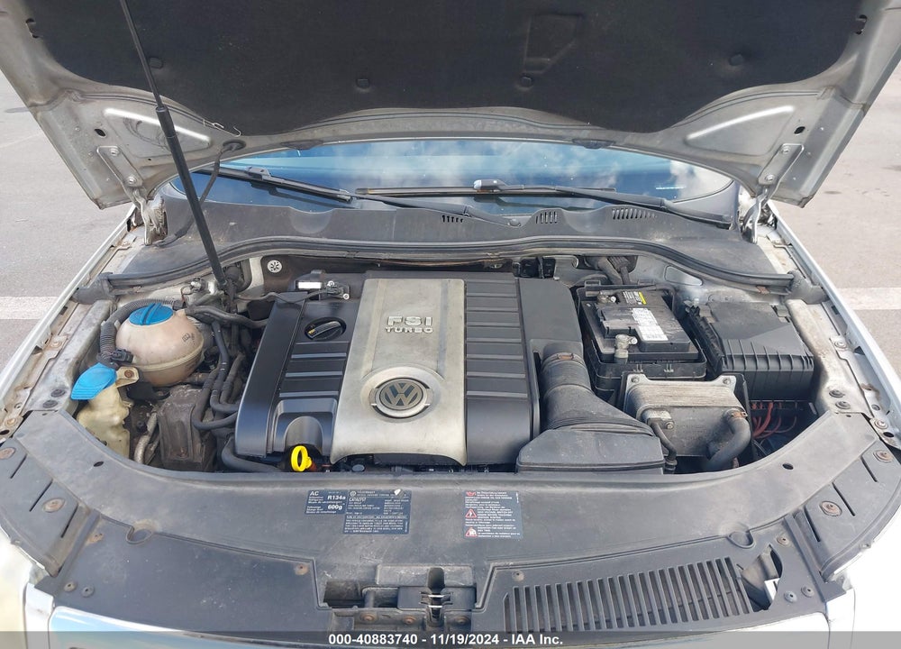 2008 VOLKSWAGEN PASSAT TURBO VIN: WVWJK73C78E123516