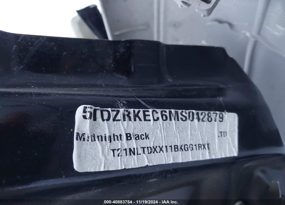 2021 TOYOTA SIENNA LIMITED VIN: 5TDZRKEC6MS042879