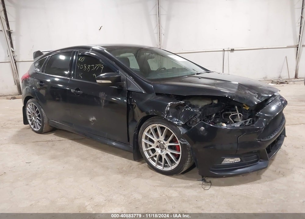 2015 FORD FOCUS ST VIN: 1FADP3L98FL344245